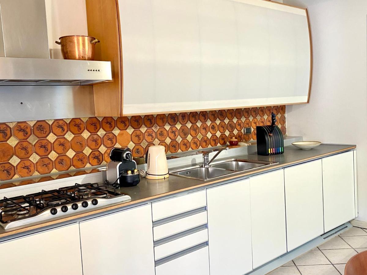 Residence Corte Ferrari -Ciao Vacanze- Moniga del Garda Luaran gambar