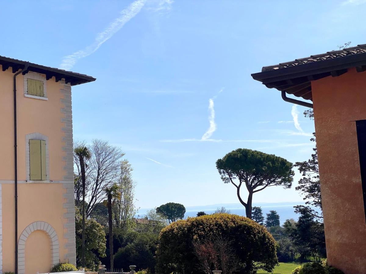 Residence Corte Ferrari -Ciao Vacanze- Moniga del Garda Luaran gambar