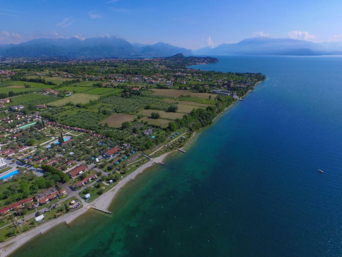 Residence Corte Ferrari -Ciao Vacanze- Moniga del Garda Luaran gambar