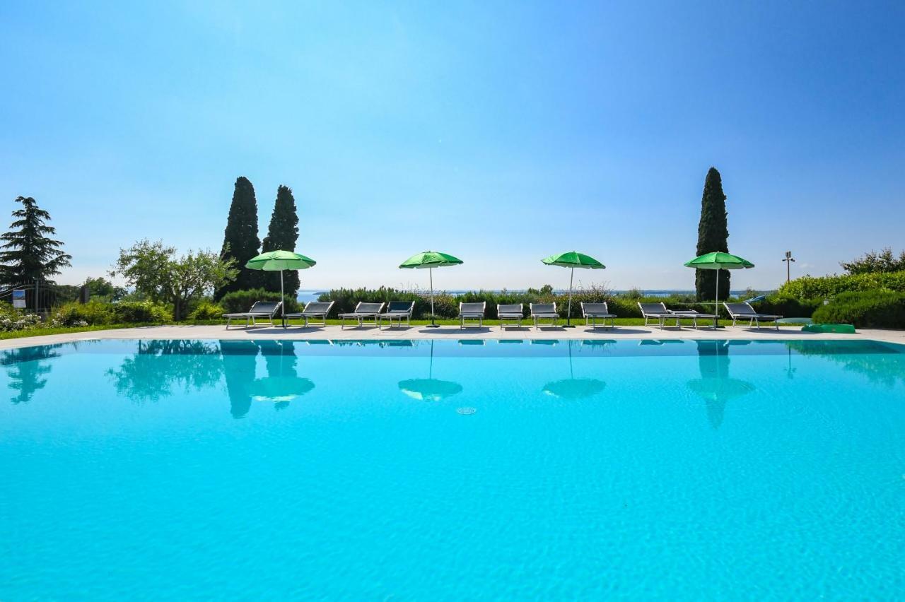 Residence Corte Ferrari -Ciao Vacanze- Moniga del Garda Luaran gambar